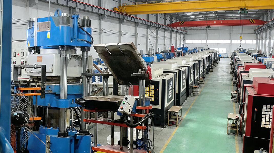 Dongguan Yunze Silicone Products Co., Ltd. manufacturer production line